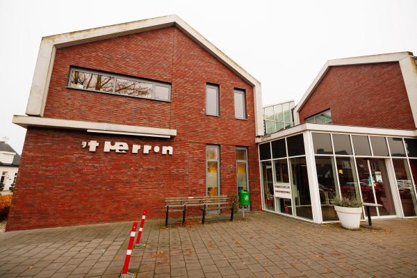 Locatie Het Perron